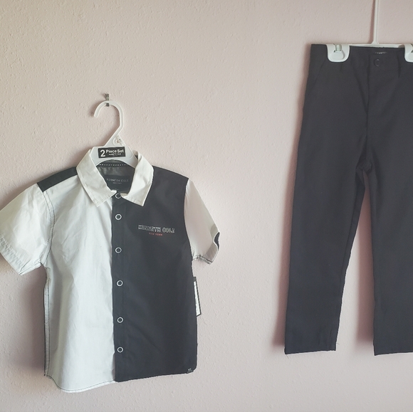 Reaction Kenneth Cole 2 peice set. - Picture 7 of 10